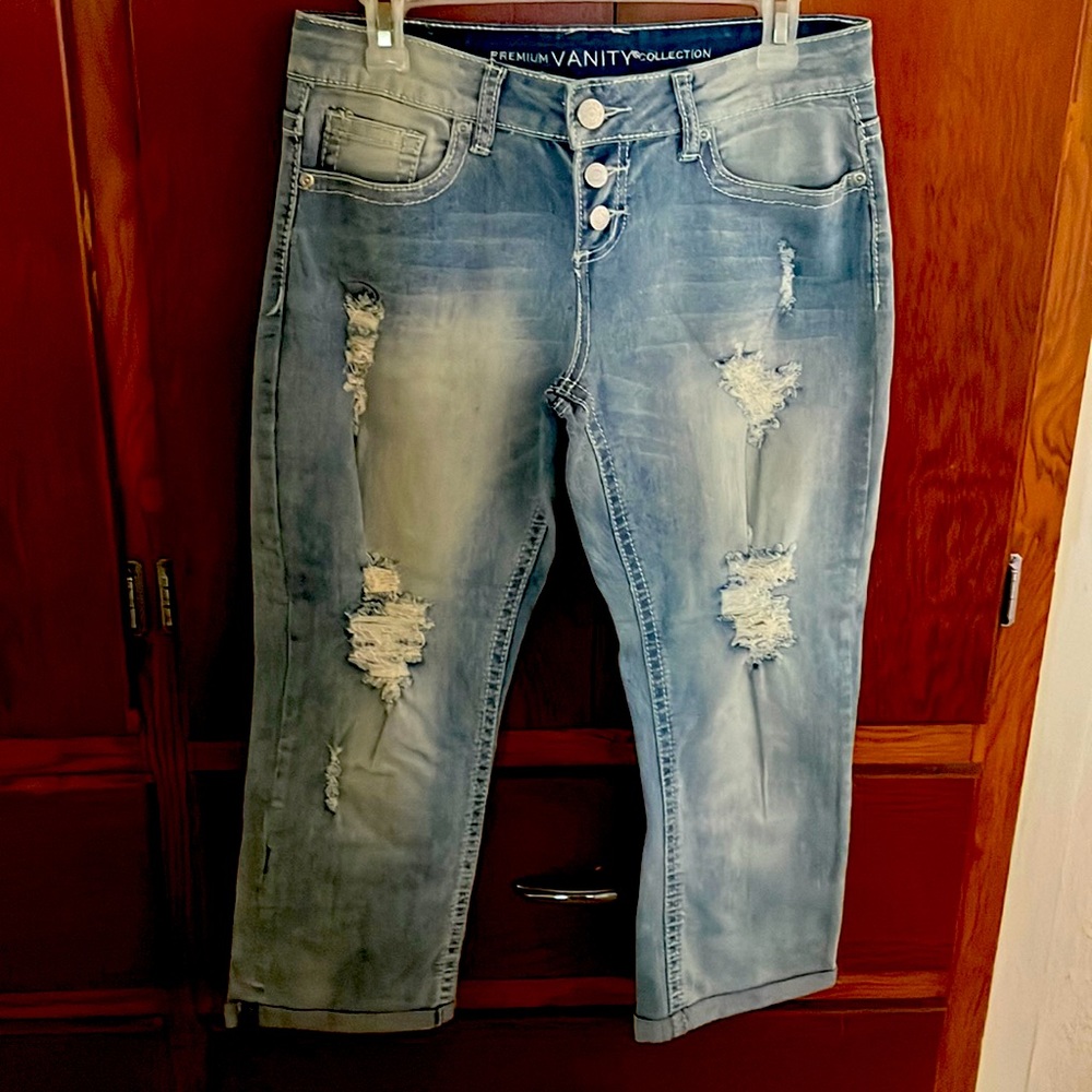 Premium Vanity Collecion Light Blue Crops